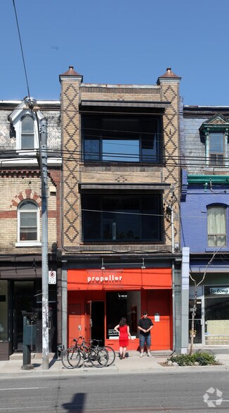 984 Queen St W, Toronto, ON à louer - Photo du bâtiment - Image 3 de 13