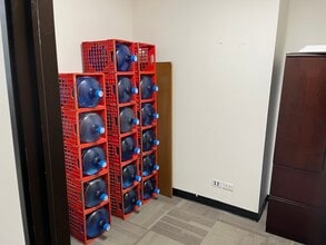 640 S San Vicente Blvd, Los Angeles, CA for lease Building Photo- Image 1 of 9