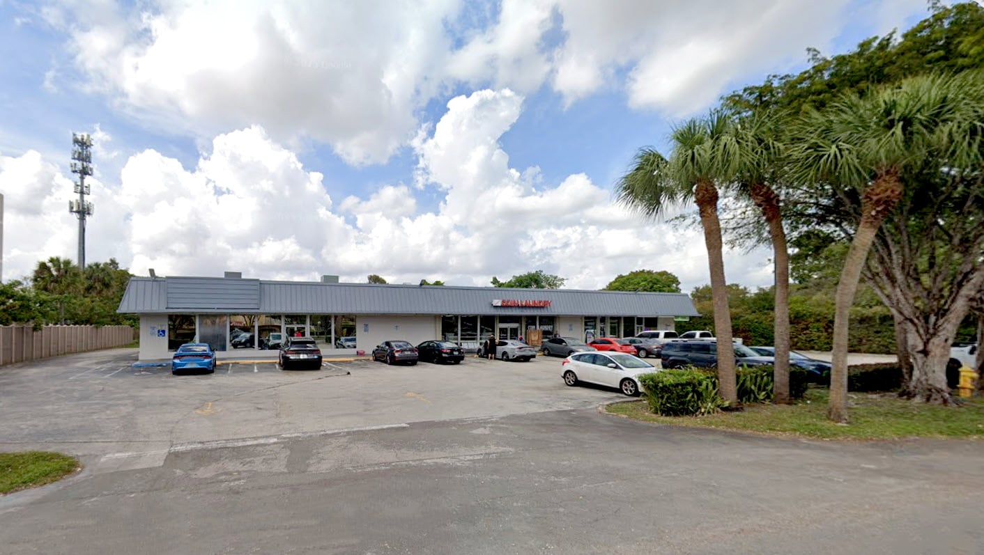 215 SW 125th Ave, Plantation, FL for lease Primary Photo- Image 1 of 6