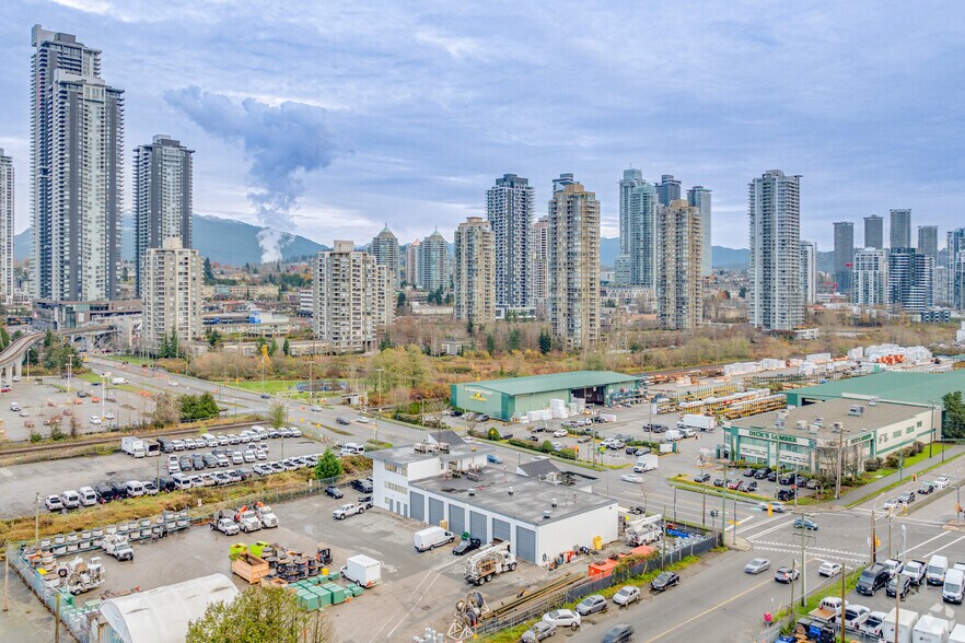 2555 Gilmore Ave, Burnaby, BC à louer - Aérien - Image 3 de 3