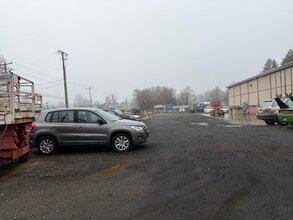 33 Old Amity Rd, Bethany, CT à louer Photo intérieure- Image 1 de 12