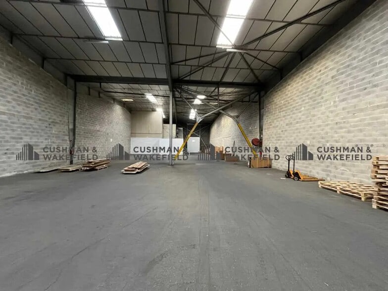 162 Boulevard Danielle Casanova, Marseille for lease - Interior Photo - Image 3 of 8