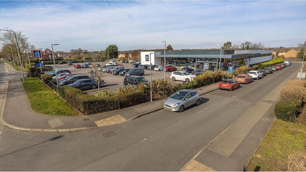 64 Nottingham Rd, Bingham for sale - Building Photo - Image 1 of 2