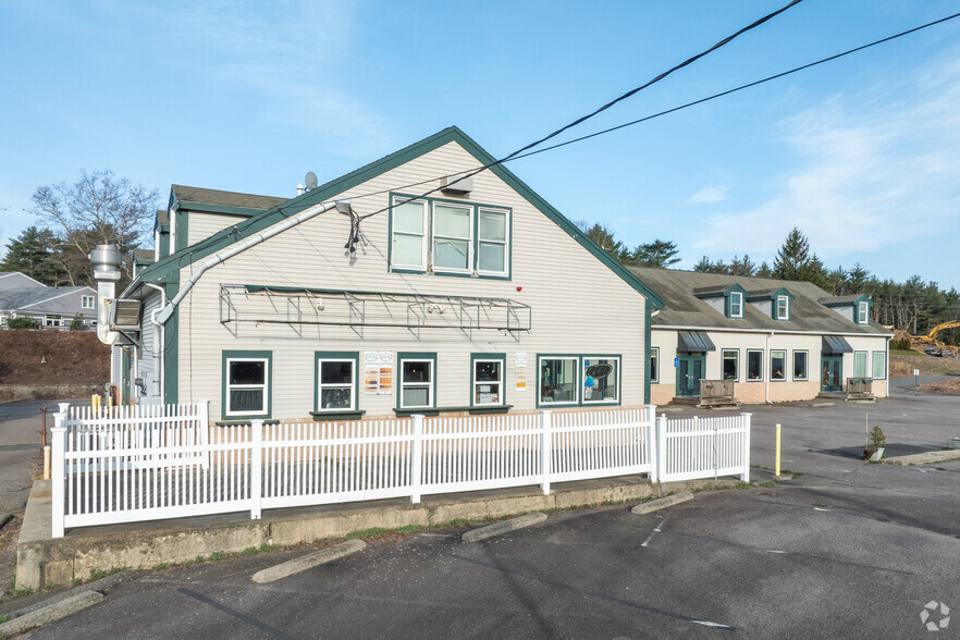 58 N Main St, Carver, MA for lease - Building Photo - Image 1 of 5