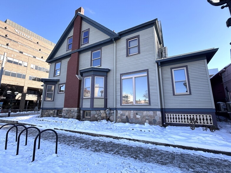 302 E Liberty St, Ann Arbor, MI for lease - Building Photo - Image 2 of 3