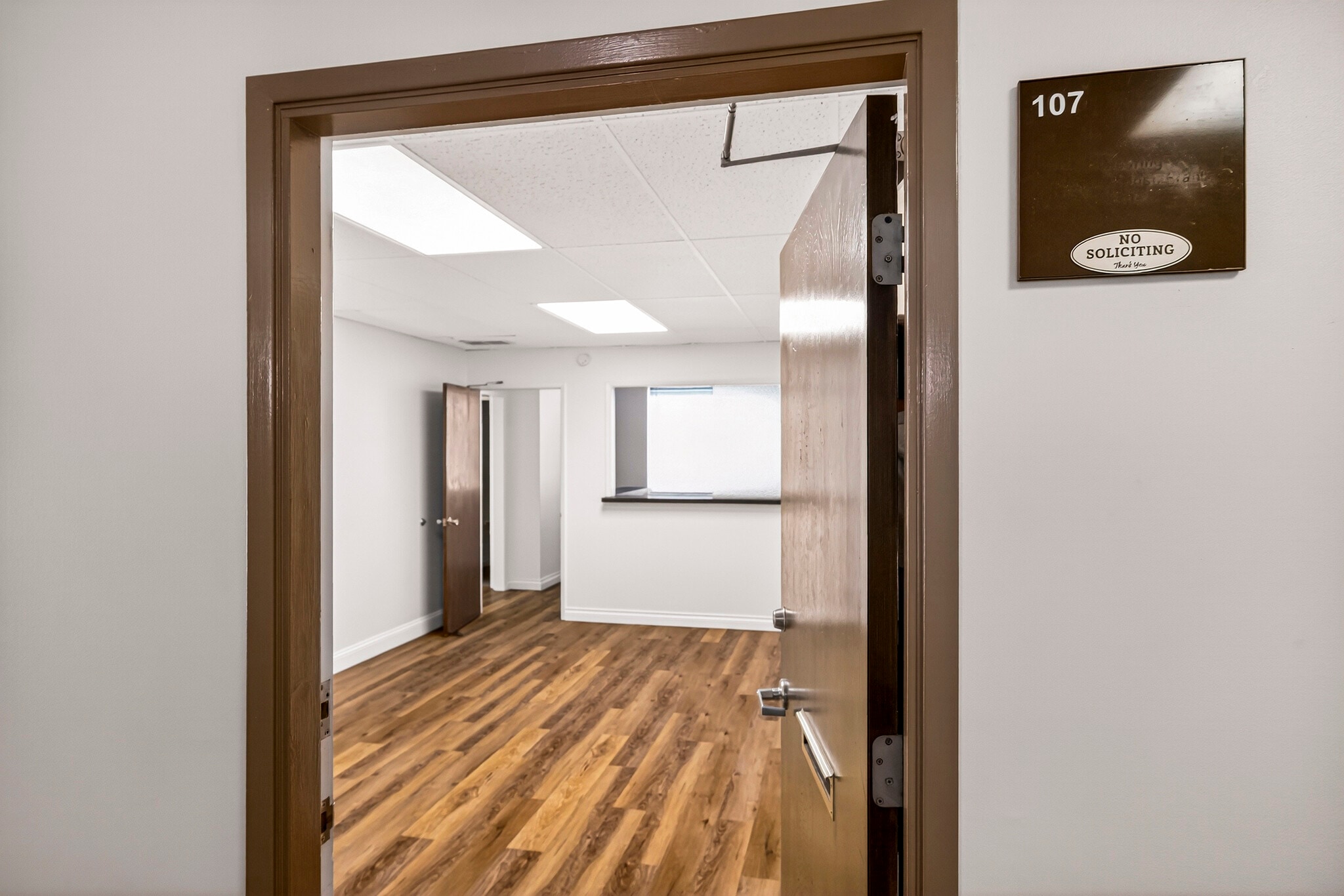 572 Rio Lindo Ave, Chico, CA for lease Interior Photo- Image 1 of 7