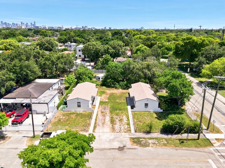 1992 NW 56th St, Miami, FL for sale - Primary Photo - Image 1 of 41