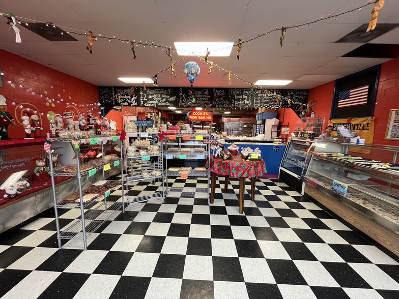 3450 Lebanon Pike, Hermitage, TN for sale - Building Photo - Image 2 of 5