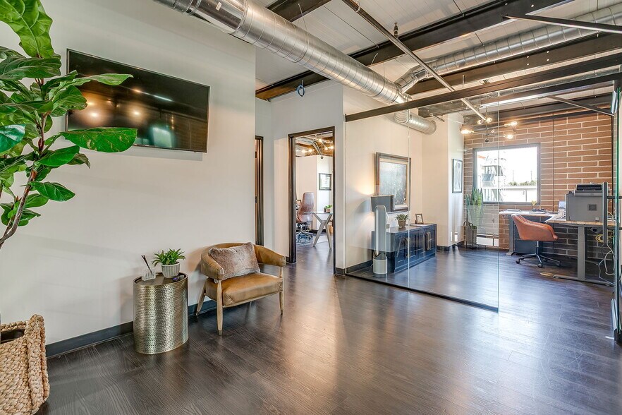 4451 Dale Earnhardt Way, Northlake, TX à louer - Photo intérieure - Image 3 de 36