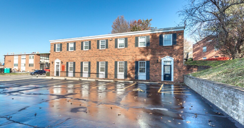 3270 Hampton Ave, Saint Louis, MO à louer - Photo du bâtiment - Image 2 de 14