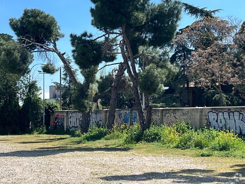 Land in Madrid, MAD for sale - Building Photo - Image 1 of 10