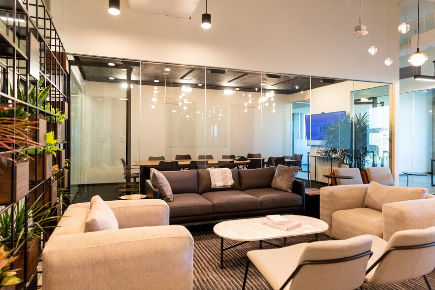 7250 N Dallas Pky, Plano, TX à louer - Photo intérieure - Image 3 de 5