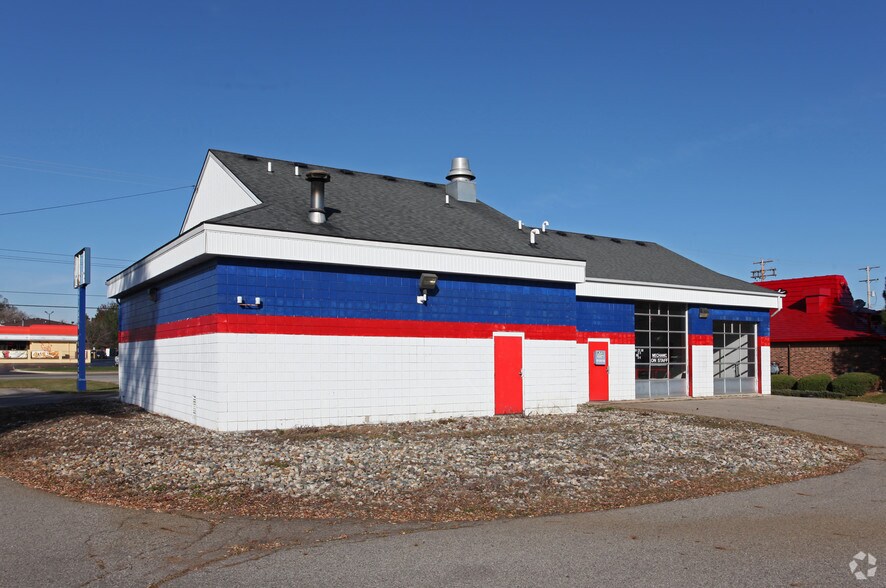 530 E Saginaw Hwy, Grand Ledge, MI for lease - Building Photo - Image 3 of 10