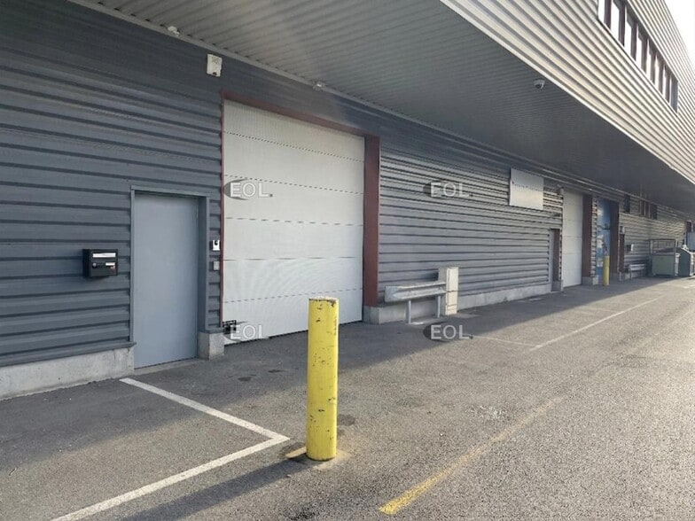 Flex in SAINT-OUEN-L'AUMONE for sale - Building Photo - Image 1 of 5