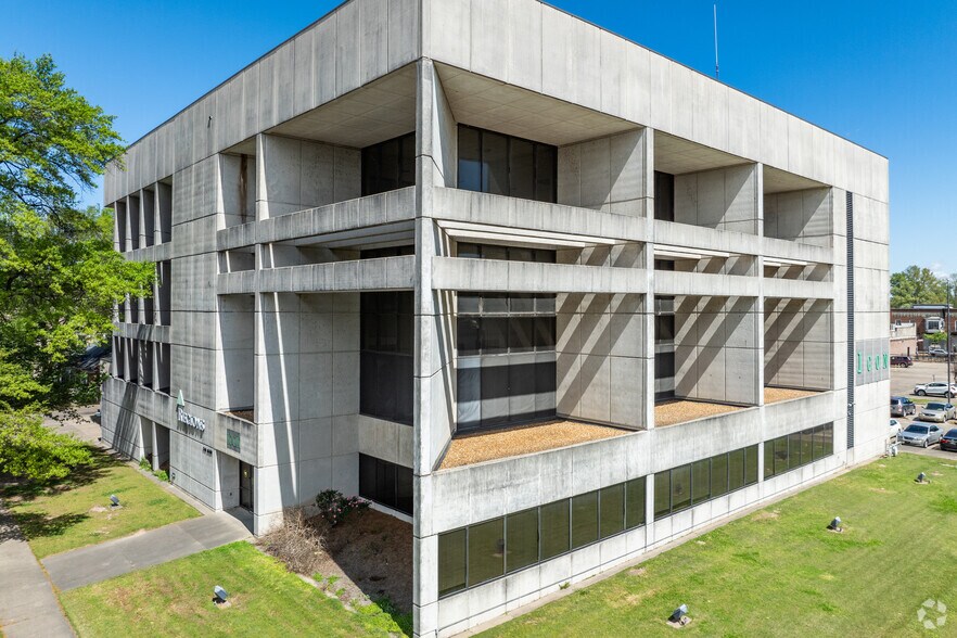 544 S Main St, Greenville, MS à louer - Photo du bâtiment - Image 3 de 14