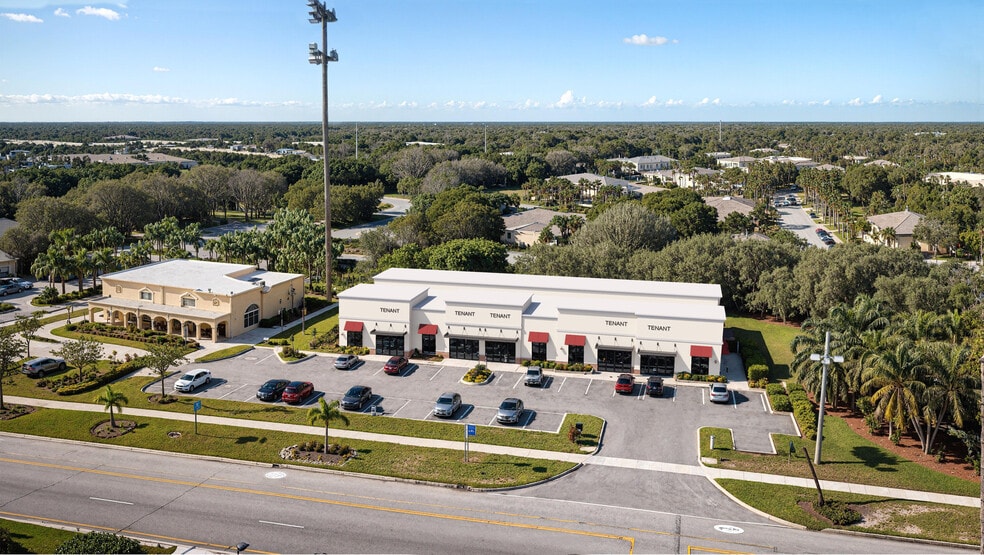 8825 SE FEDERAL Hwy, Hobe Sound, FL for sale - Building Photo - Image 3 of 10