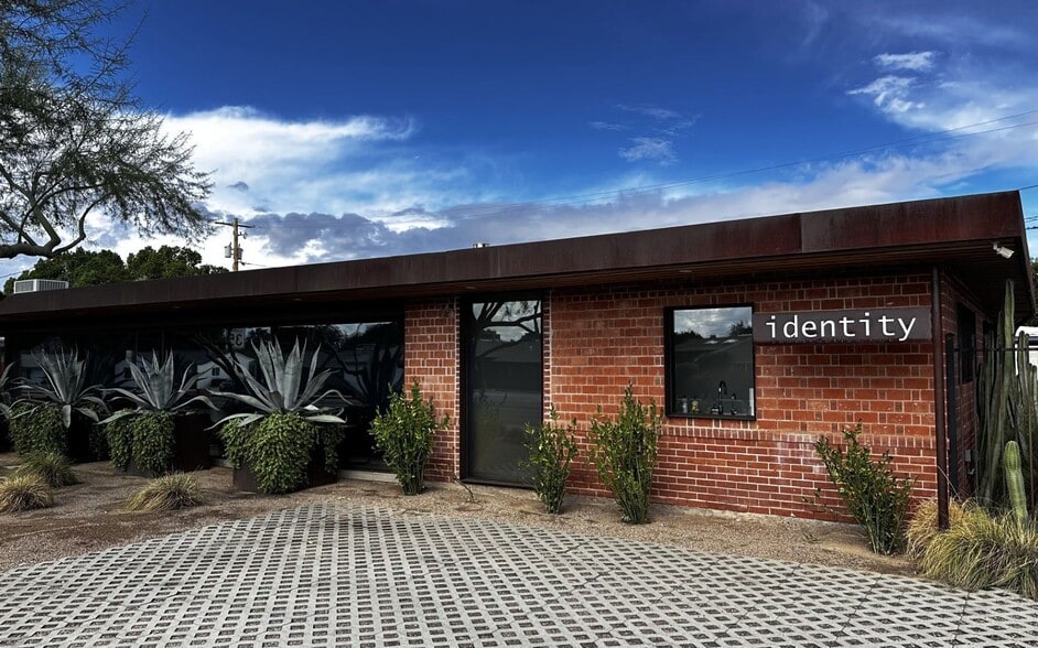 1708 E Bethany Home Rd, Phoenix, AZ for sale - Building Photo - Image 1 of 11