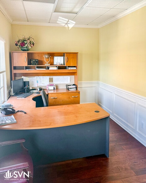 1795 Alysheba Way, Lexington, KY for sale - Interior Photo - Image 3 of 9