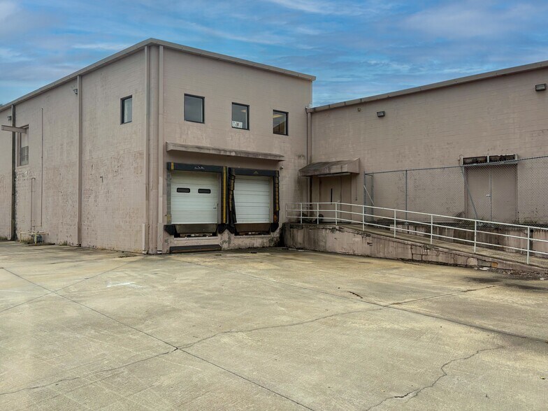 421 S NC 27 Hwy, Stanley, NC à vendre - Photo du bâtiment - Image 3 de 3