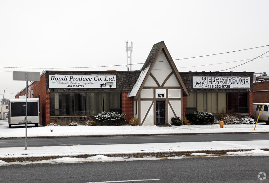 879 Islington Ave, Toronto, ON à louer - Photo principale - Image 1 de 3