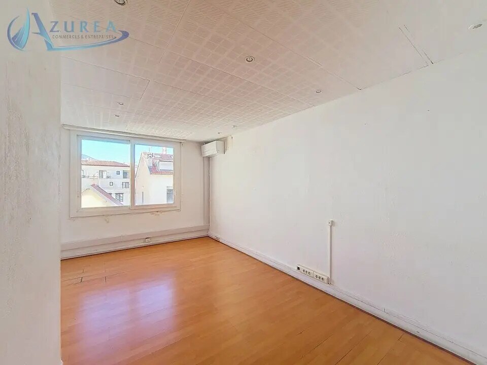 Office in Nice for lease Interior Photo- Image 1 of 5