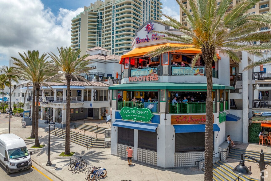 17 S Fort Lauderdale Beach Blvd, Fort Lauderdale, FL for lease - Building Photo - Image 2 of 5