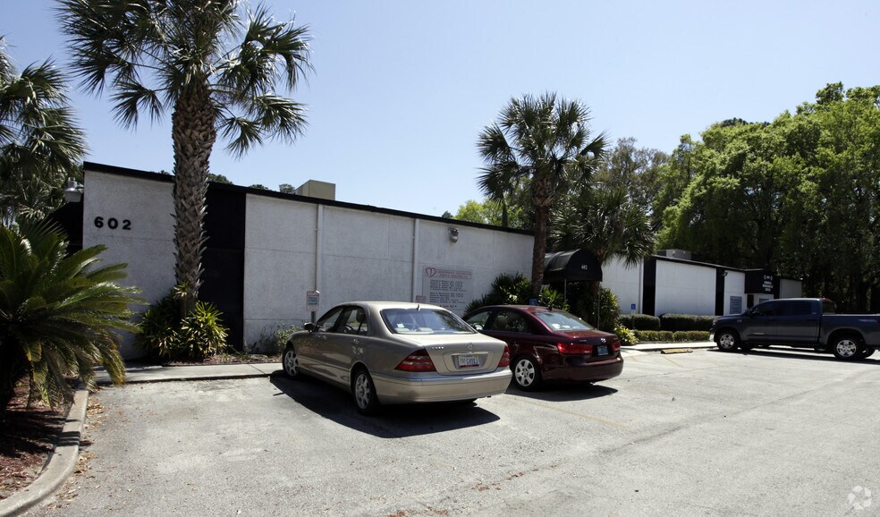 3599 University Blvd S, Jacksonville, FL à vendre - Photo du bâtiment - Image 2 de 3
