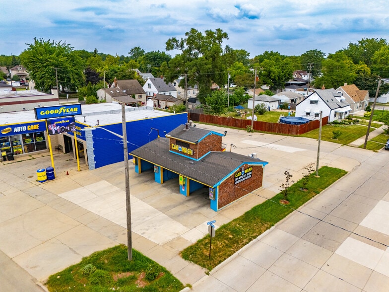 636 Southfield Rd, Lincoln Park, MI for sale - Building Photo - Image 2 of 24