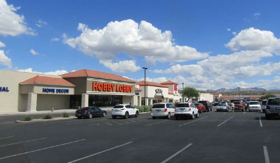 300-340 W Mariposa Rd, Nogales, AZ à louer Photo du bâtiment- Image 1 de 3