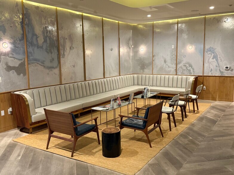 505 Louis Henna Blvd, Round Rock, TX à louer - Photo intérieure - Image 2 de 16