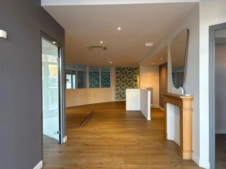 Commerce de détail dans Nantes à louer - Photo intérieure - Image 2 de 12