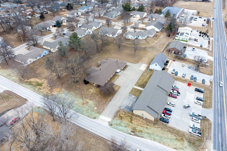 3919 Messanie St, Saint Joseph, MO for sale - Aerial - Image 3 of 29