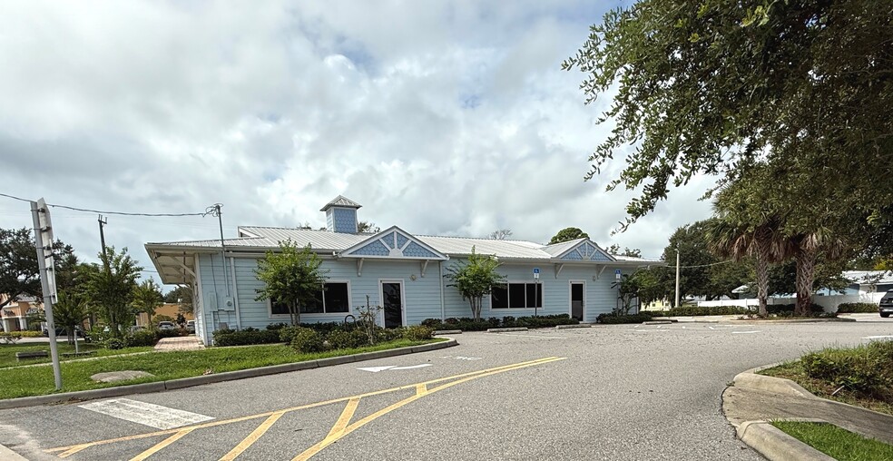 3670 S Ridgewood Ave, Port Orange, FL for lease - Building Photo - Image 2 of 15
