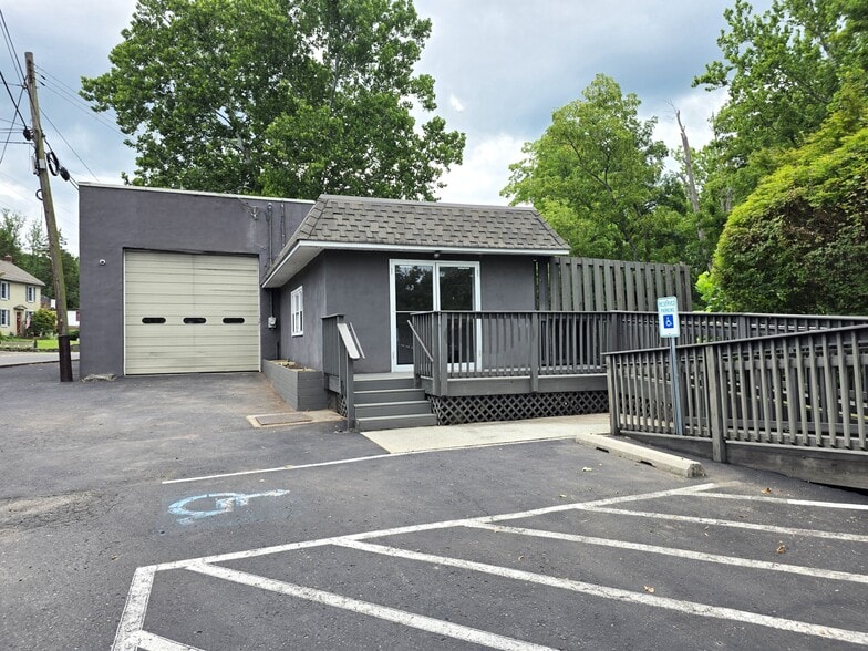 140 Gravel Pike, Green Lane, PA for lease - Building Photo - Image 2 of 15