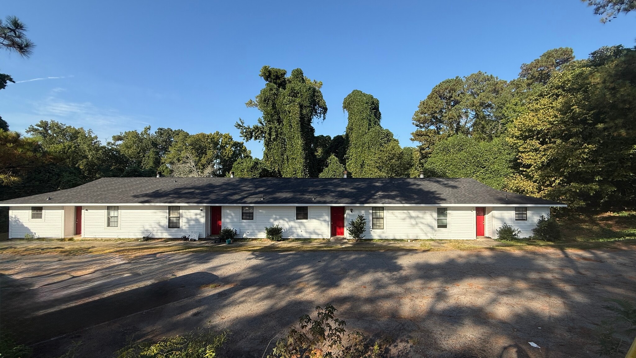 111 Taylor Dr, Lexington, SC for sale Building Photo- Image 1 of 18