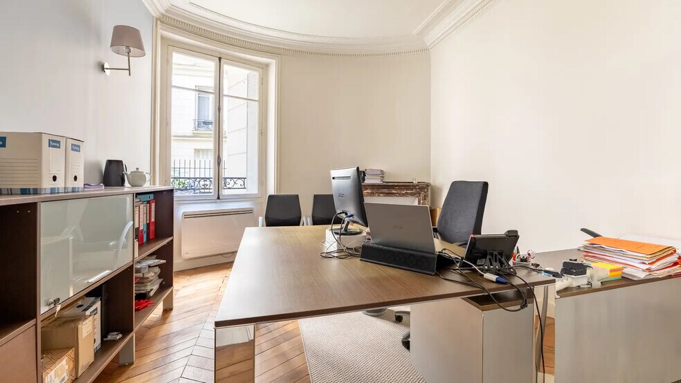 Office in Paris for sale - Building Photo - Image 3 of 13