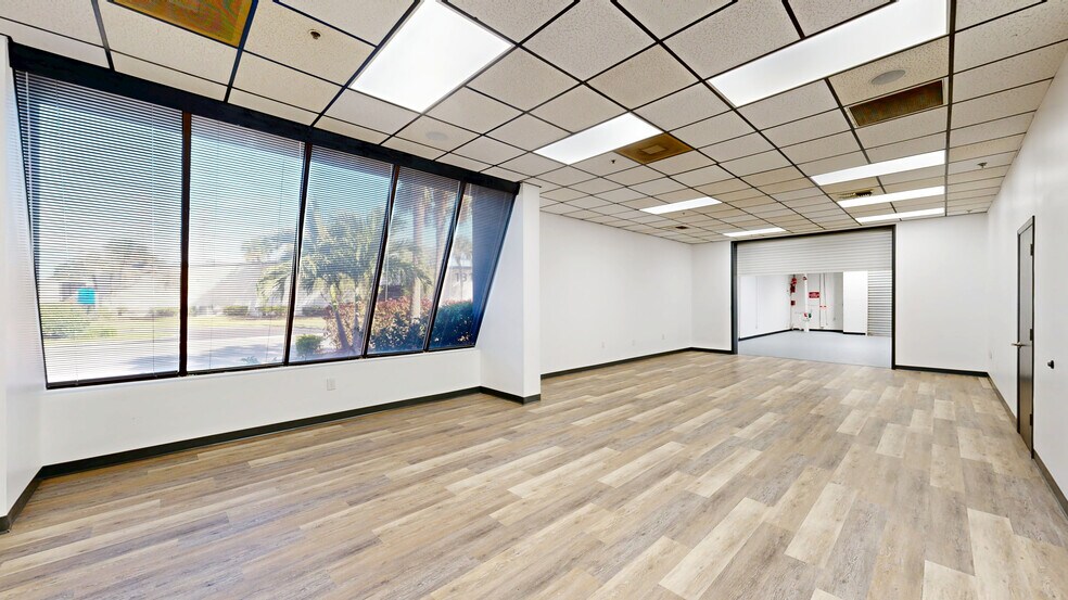 13190 56th Ct, Clearwater, FL à louer - Numérisation 3D de Matterport - Image 3 de 49