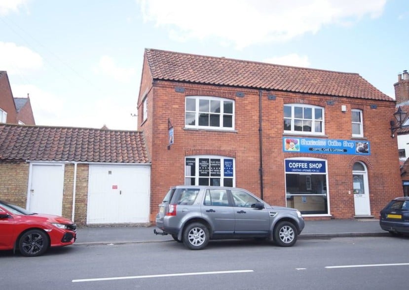 Market Pl, Wragby for lease - Primary Photo - Image 1 of 1