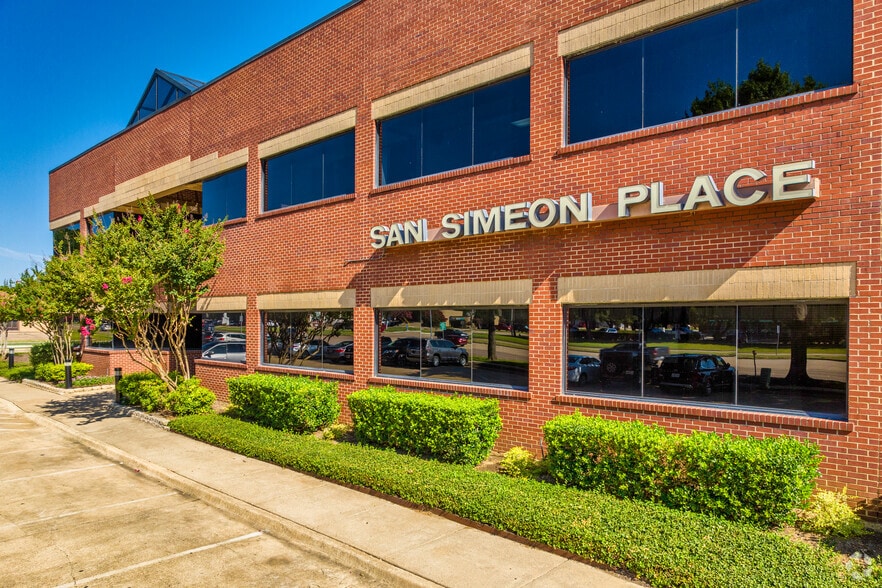 2121 W Spring Creek Pky, Plano, TX for lease - Building Photo - Image 1 of 22