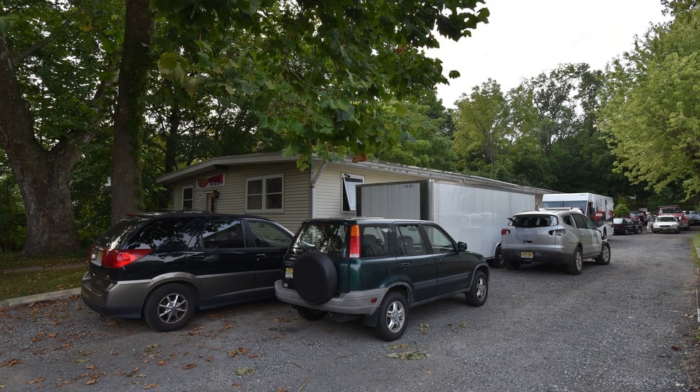 56 Model Ave, Hopewell, NJ for sale - Building Photo - Image 3 of 23