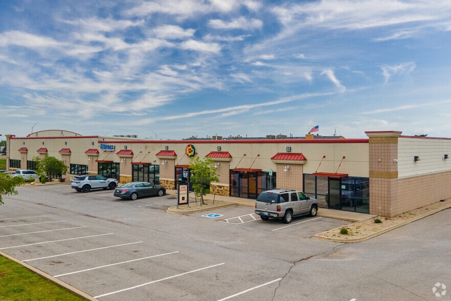 804 W I 240 Service Rd, Oklahoma City, OK for lease - Building Photo - Image 2 of 2