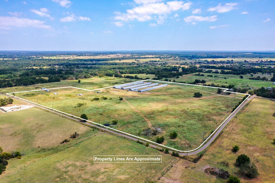 3585 AN County Road 2701, Tennessee Colony, TX à vendre - Photo du bâtiment - Image 3 de 26