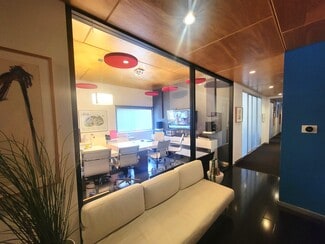More details for 2894 Rowena Ave, Los Angeles, CA - Office for Lease