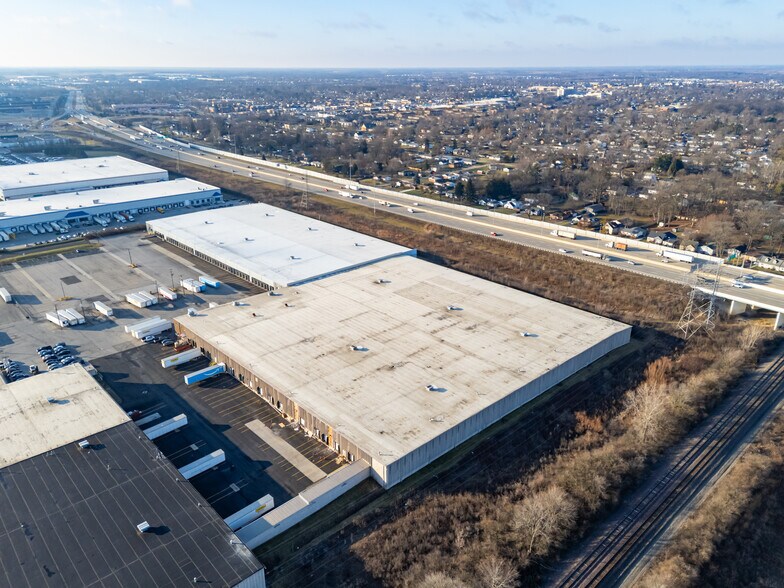 4338 Janitrol Rd, Columbus, OH for lease - Building Photo - Image 2 of 3