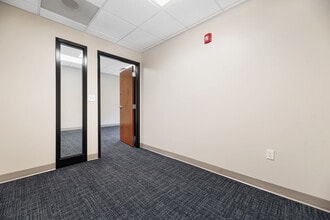 19720 Jetton Rd, Cornelius, NC à louer Photo intérieure- Image 2 de 5