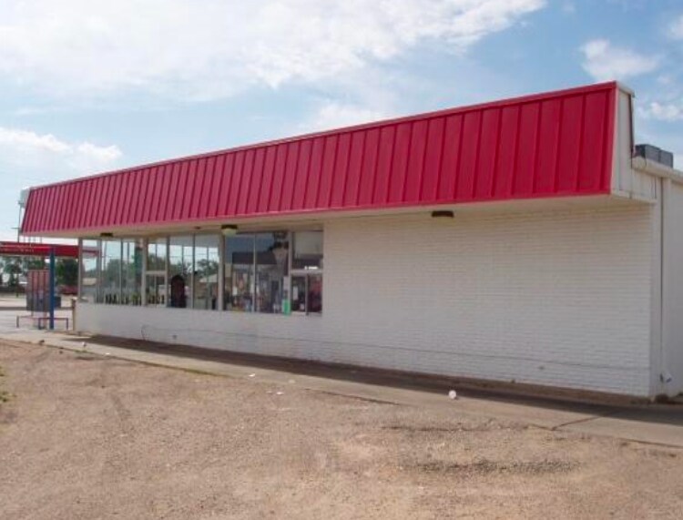 514 Main St, Sunray, TX à vendre - Photo du bâtiment - Image 2 de 9