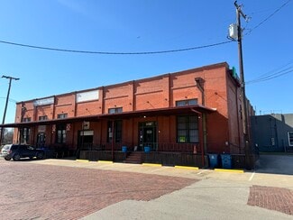 Plus de détails pour 310 S 9th St, Corsicana, TX - Industriel à vendre