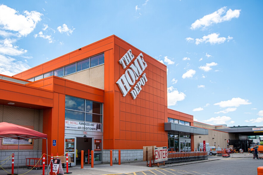 1105 Kingston Rd, Pickering, ON for lease - Building Photo - Image 3 of 5