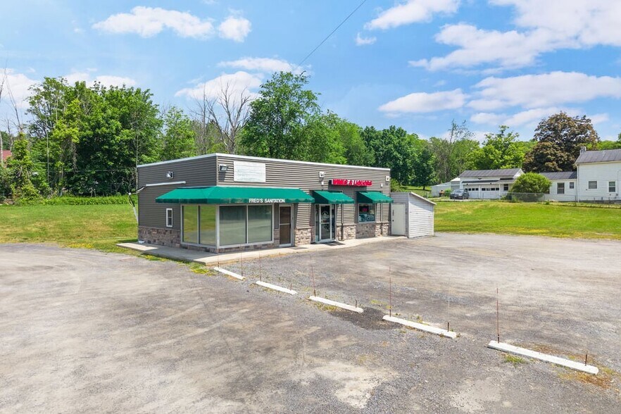 3585 US-20, Sloansville, NY à vendre - Photo du bâtiment - Image 2 de 17