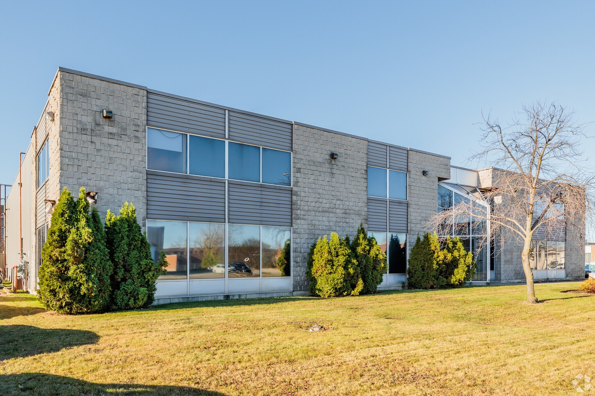 850 Av Selkirk, Pointe-claire, QC à vendre Photo principale- Image 1 de 4